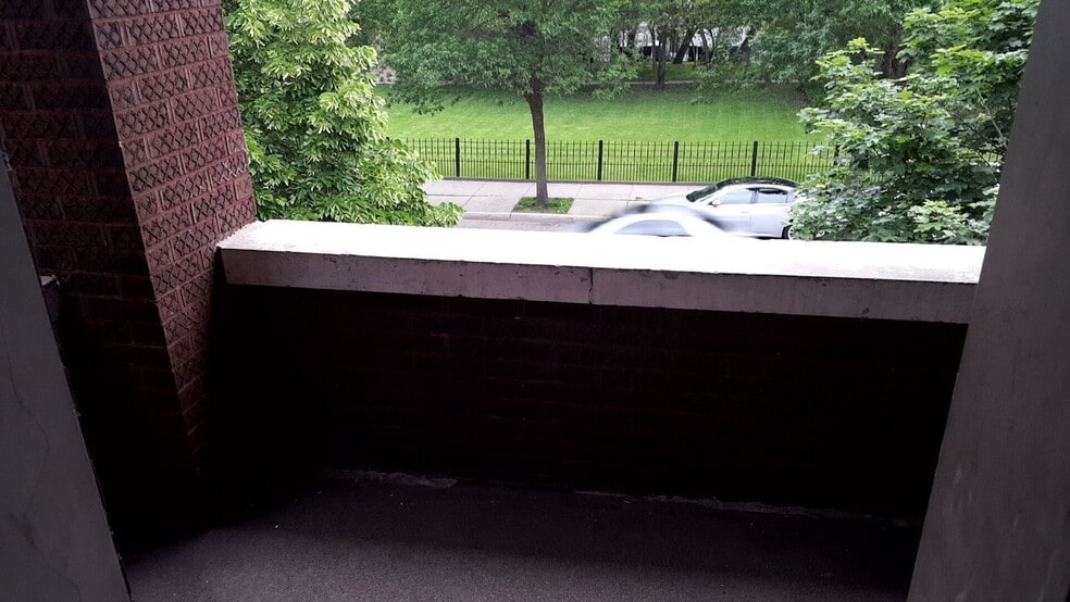 Building Photo - 4812 S Damen Ave