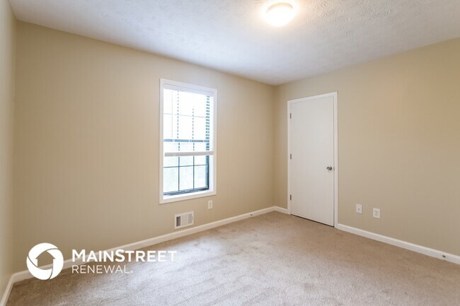 Building Photo - 2680 Robin Way Ct SW