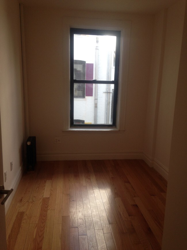Floorplan - 21-80 38th Street