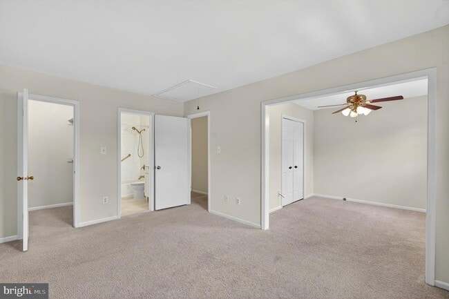 Building Photo - 7481 Jayhawk St