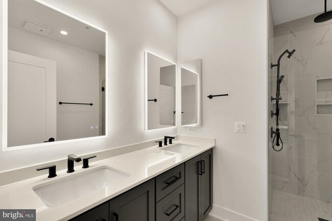 Building Photo - 2615 Olmsted Ct NW