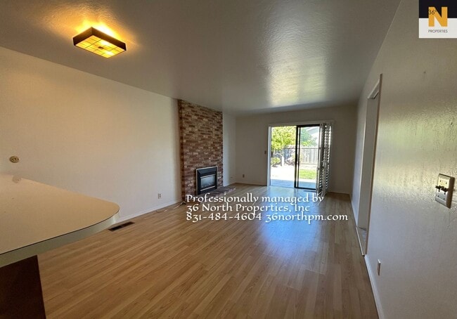 Building Photo - 27 San Felipe Ct