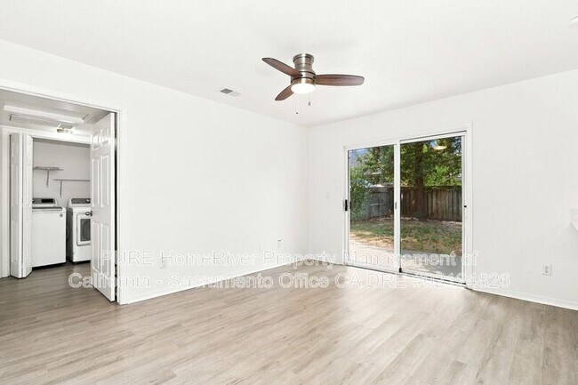 Building Photo - 2224 Glacier Dr