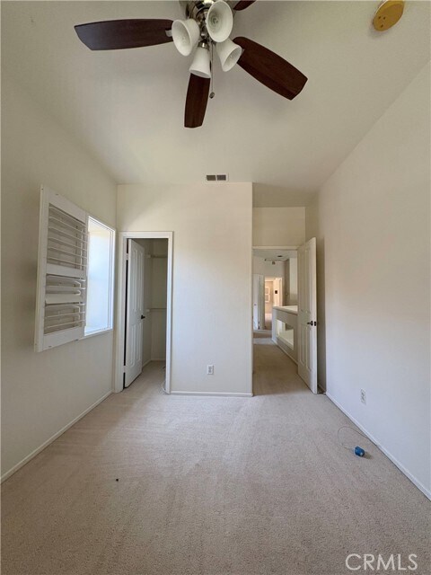 Building Photo - 2018 Villa Del Lago Dr