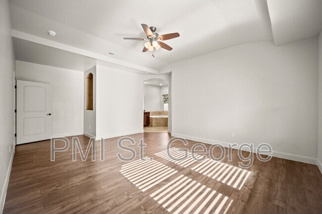 Building Photo - 3782 Brade Lane