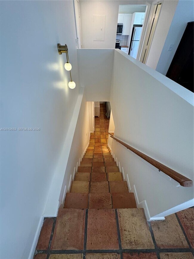 Building Photo - 1460 Ocean Dr