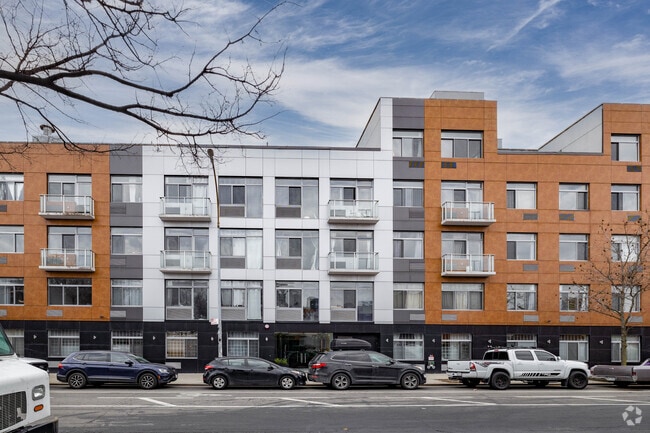 Building Photo - Bedford Arms Apartments