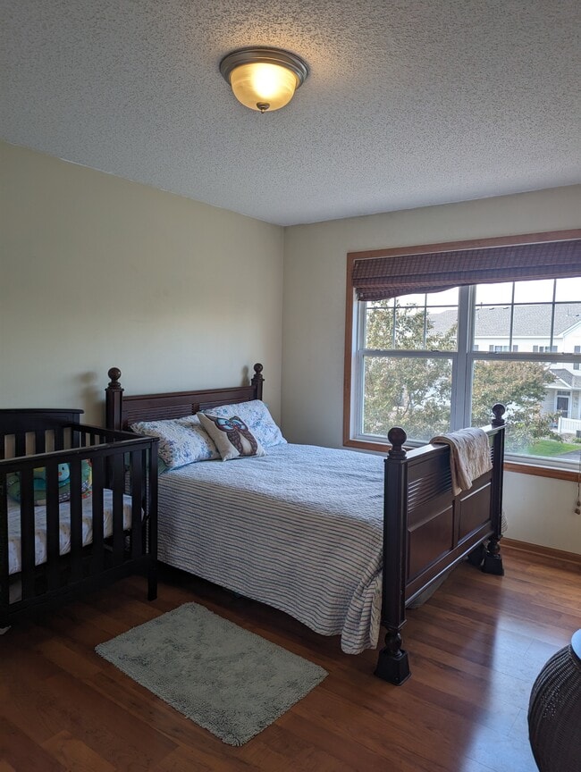 Building Photo - 931 Willow Glen Dr