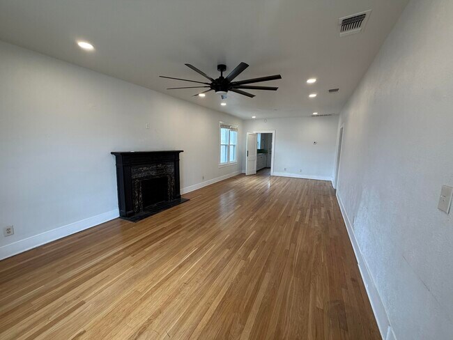Building Photo - 2206 16th St
