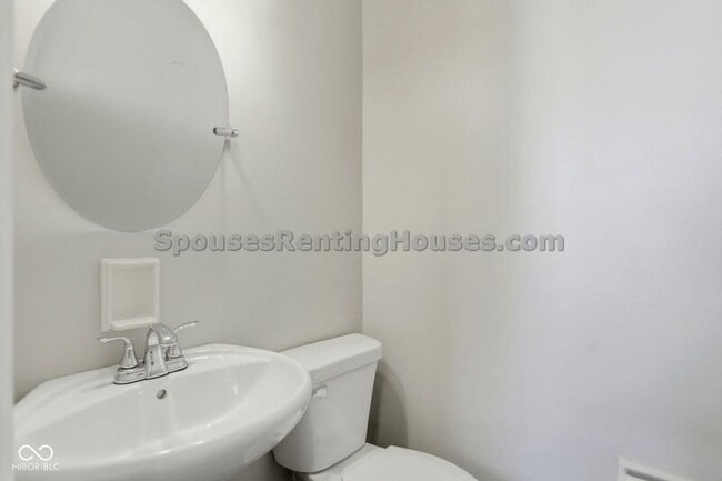 Building Photo - 1414 Ingomar St