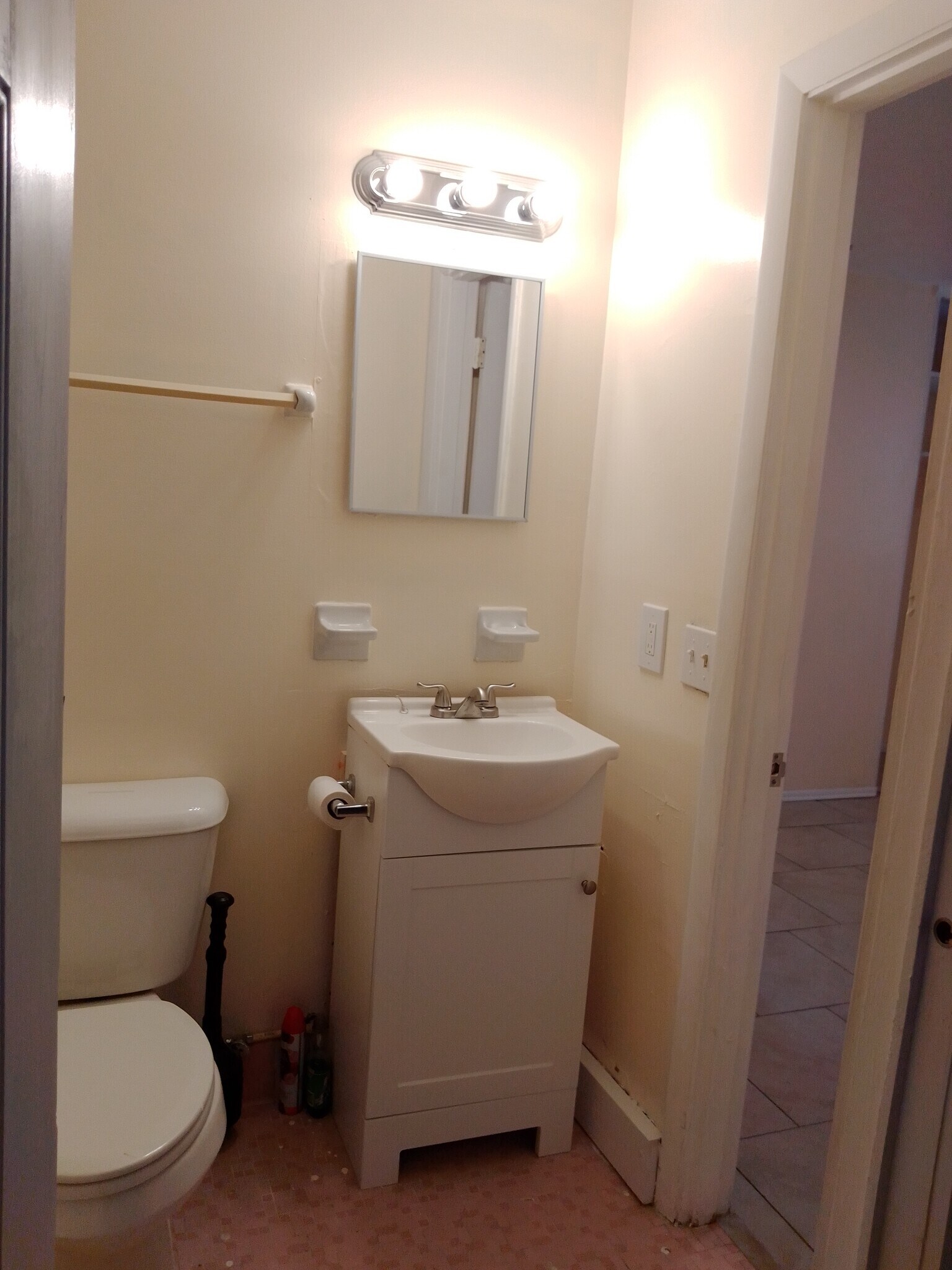 Bathroom 1 - 2537 Chris Ct