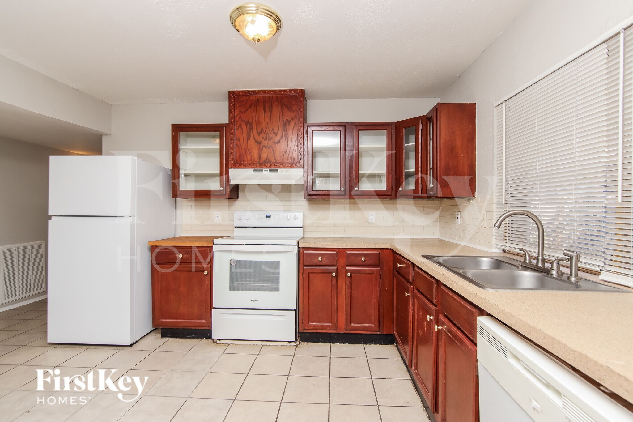 Building Photo - 2617 Branch Oaks Dr