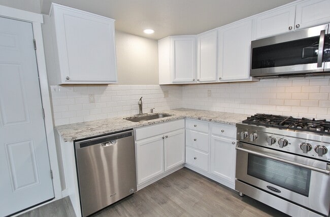 Building Photo - 11887 W Alfred St