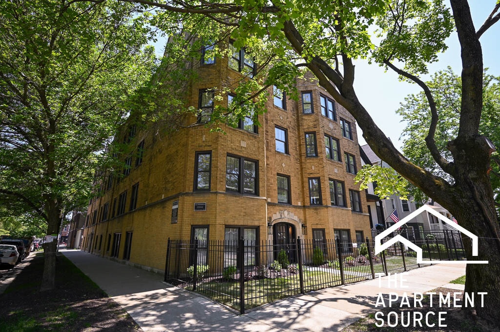 Building Photo - 4858 N Seeley Ave