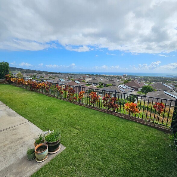 Building Photo - 148 Ka ?Ikena Lp