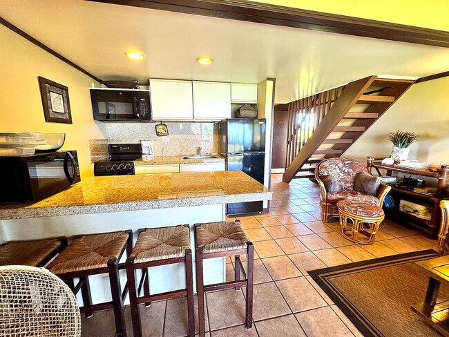 Building Photo - 255 Kepuhi Pl