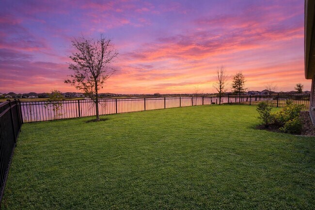 Building Photo - 3073 Emerald Ocean Dr