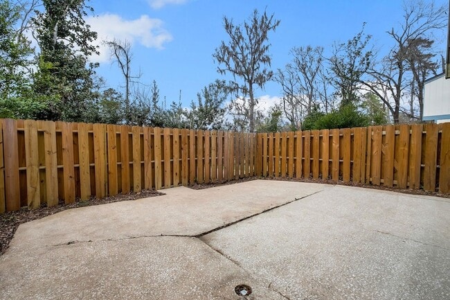 Building Photo - 3128 Blairstone Ct