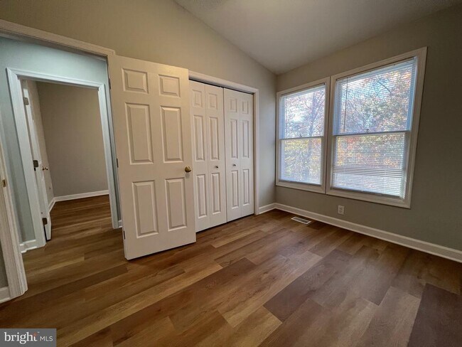 Building Photo - 4131 Bancroft Ln