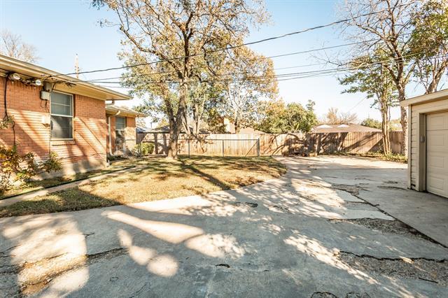 Building Photo - 6556 St Moritz Ave