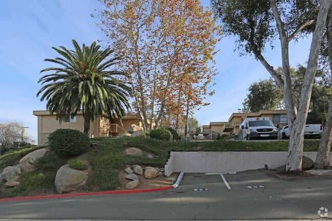 Building Photo - Stoneridge Apartments