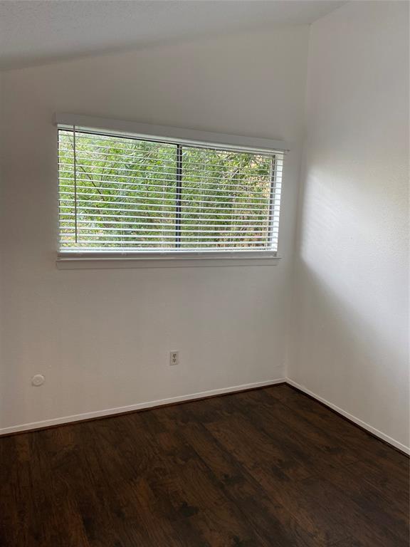 Building Photo - 9365 Pagewood Ln
