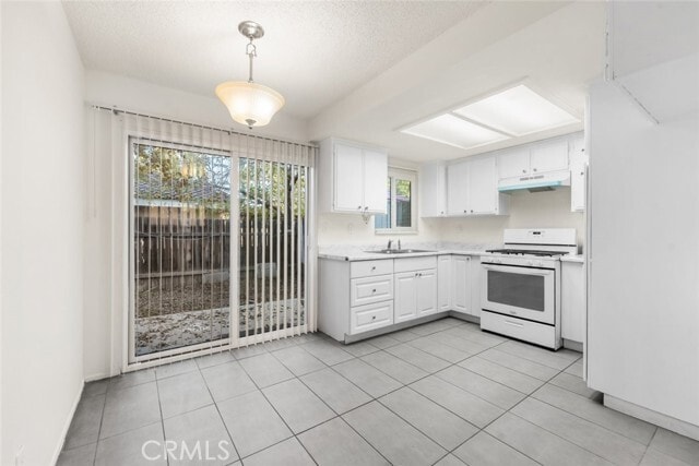 Building Photo - 324 E Ave Q7