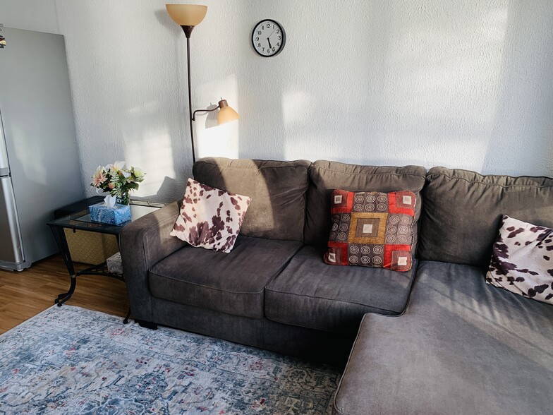 Living room - 85-175 Farrington Hwy