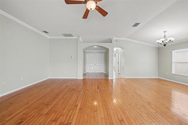 Building Photo - 10225 Old Tampa Bay Dr