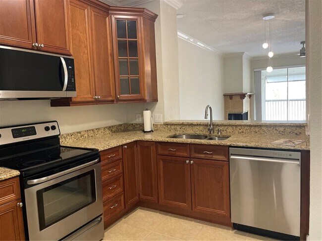 Building Photo - 443 Hamptoncrest Cir