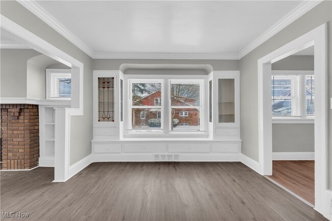 Building Photo - 3219 W 116th St