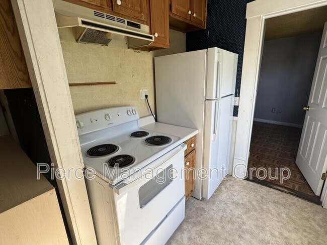 Building Photo - 69 Turnpike St