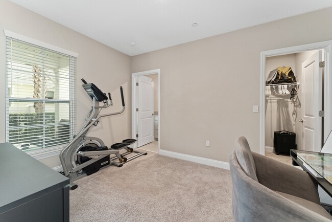 Building Photo - 115 E Concord St