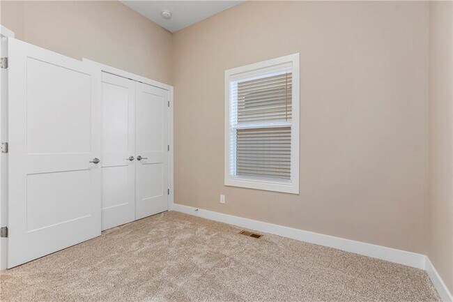 3rd BR Closet Doors - 11030 W 55th Ter