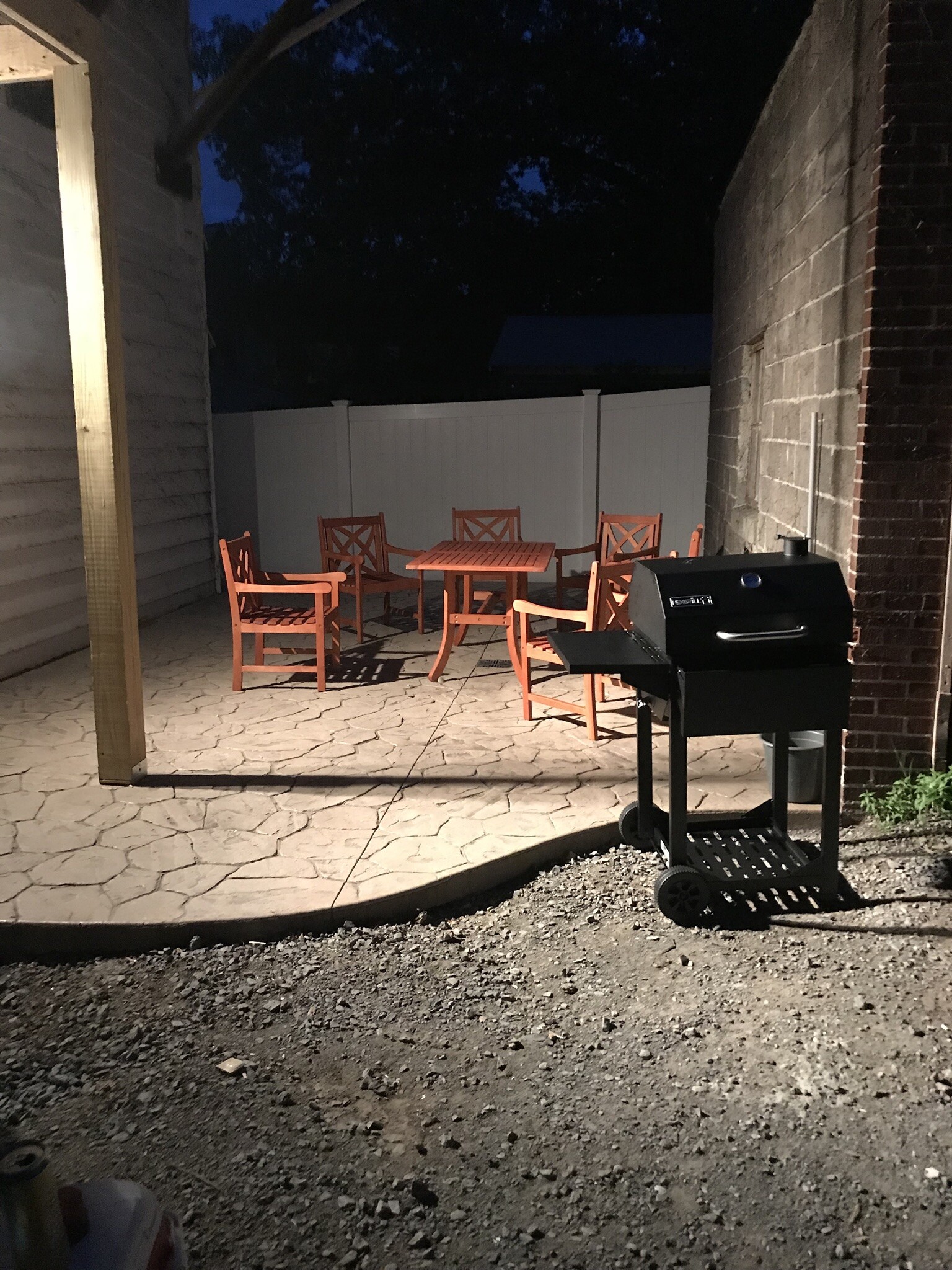 SHARED PATIO & GRILL - 83 Winthrop Ave