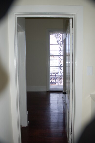 Building Photo - 840 Ursulines Ave