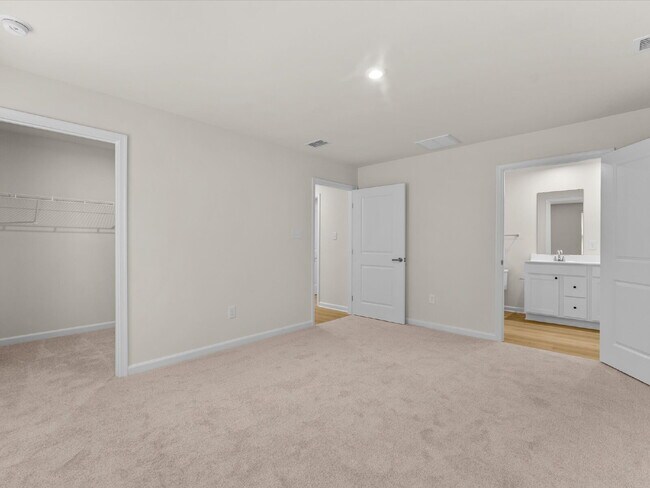 Building Photo - 16131 Wildflower Pl