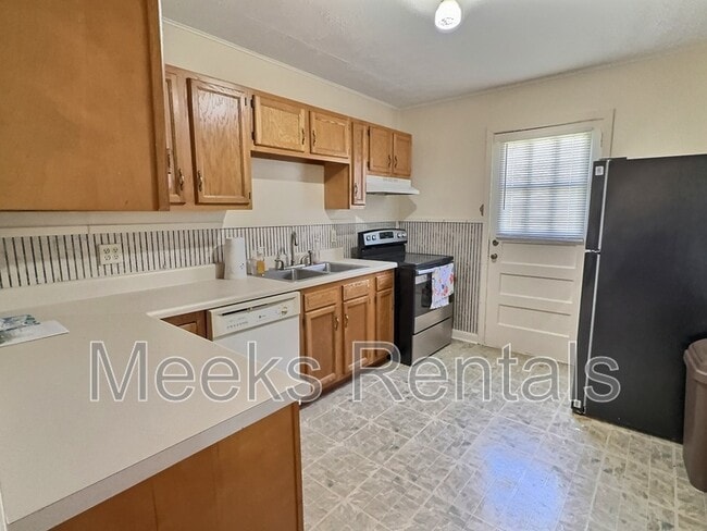 Building Photo - 2709 Furlong Ave