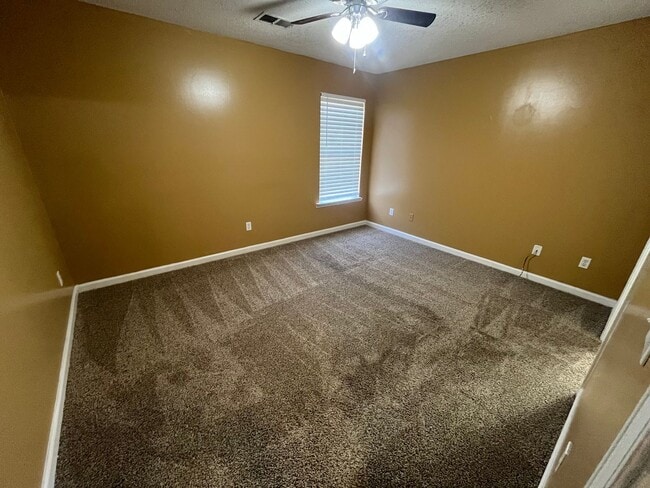 Building Photo - 3506 13th St