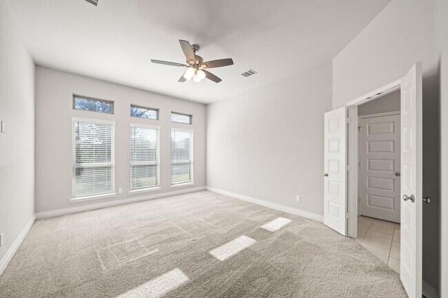 Building Photo - 3418 Zuse St