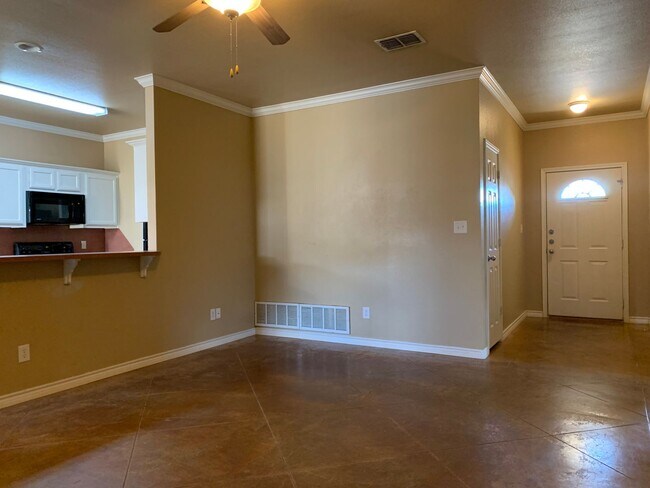 Building Photo - 3033 Palomino Trail