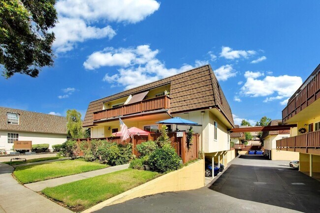 Building Photo - 1281 Ayala Dr