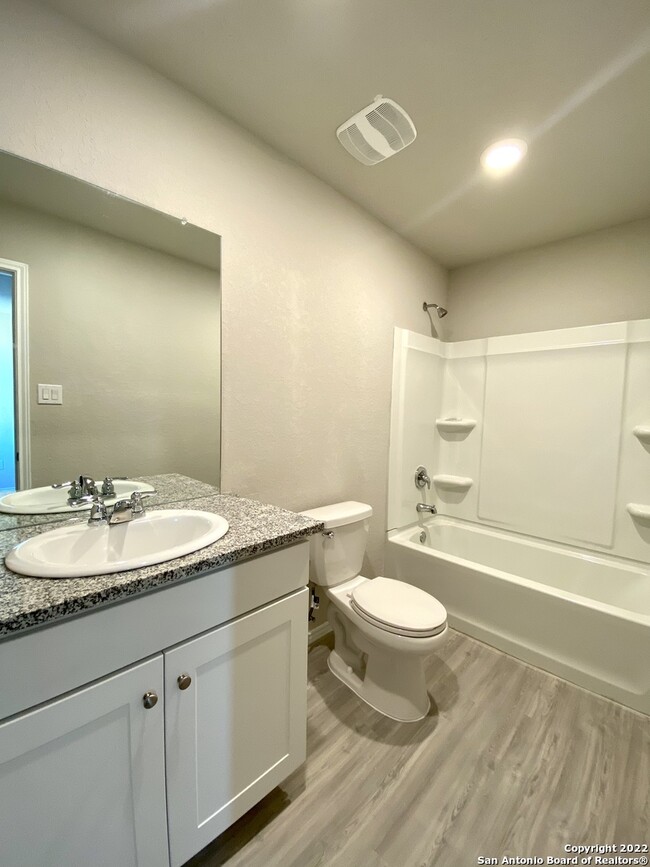 Building Photo - 2852 Rosefinch-