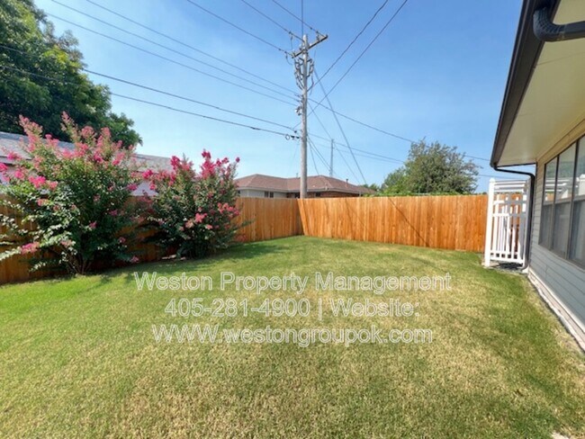 Building Photo - 3912 NW 56th St