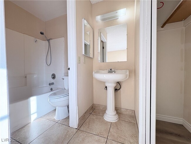 Building Photo - 1913 Allen Ave