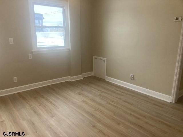 Building Photo - 6600 Ventnor Ave