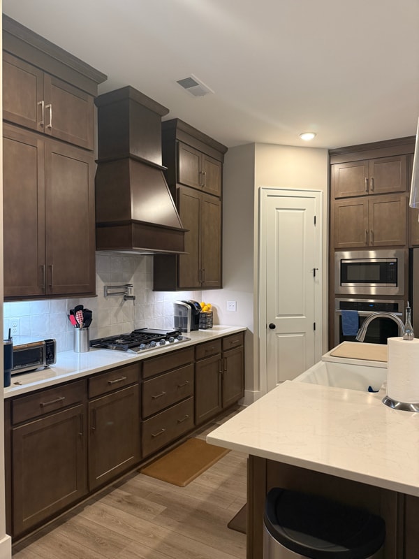 Building Photo - 1725 Coburn St