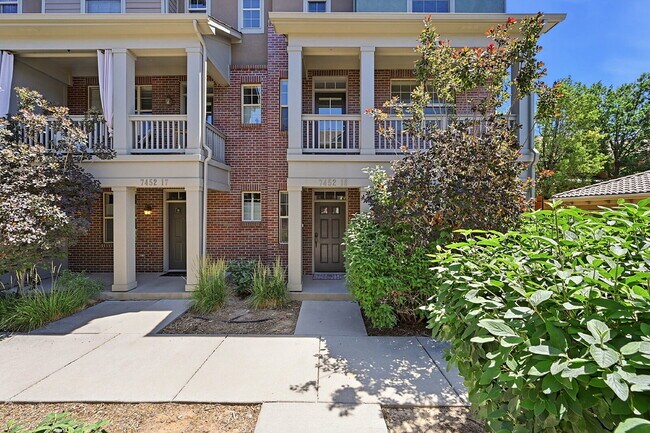 Building Photo - $2,740.95 -  3 Bed, 2.5 Bath Townhome in Denver with Attached Garage and Central AC!