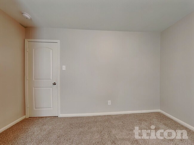 Building Photo - 2918 Gastonian Mills