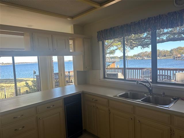 Building Photo - 29 Bayside Dr